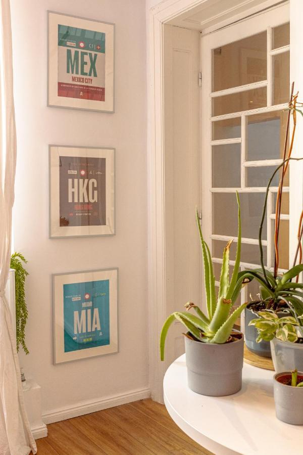 First Hostel Bucur 21 Букурещ Екстериор снимка