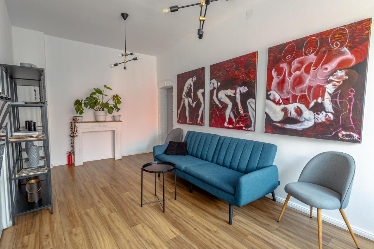 First Hostel Bucur 21 Букурещ Екстериор снимка